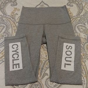 Lulu lemon soulcycle leggings sz 4